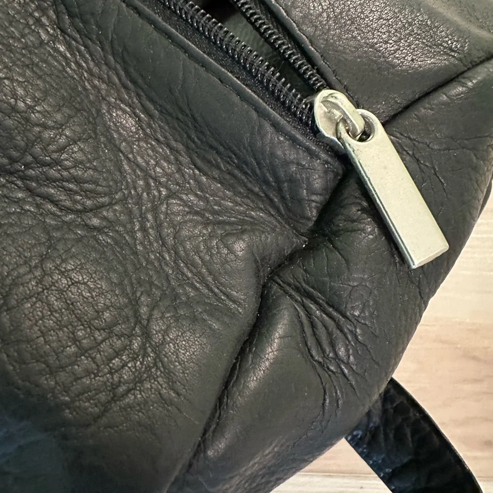 Minimalist Travel Vacation Black Leather Colombian Weekender Unisex Duffel Bag